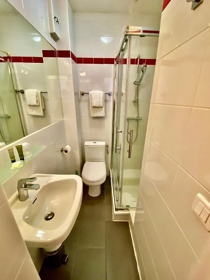 Hotel Brimer Cannes 2*,